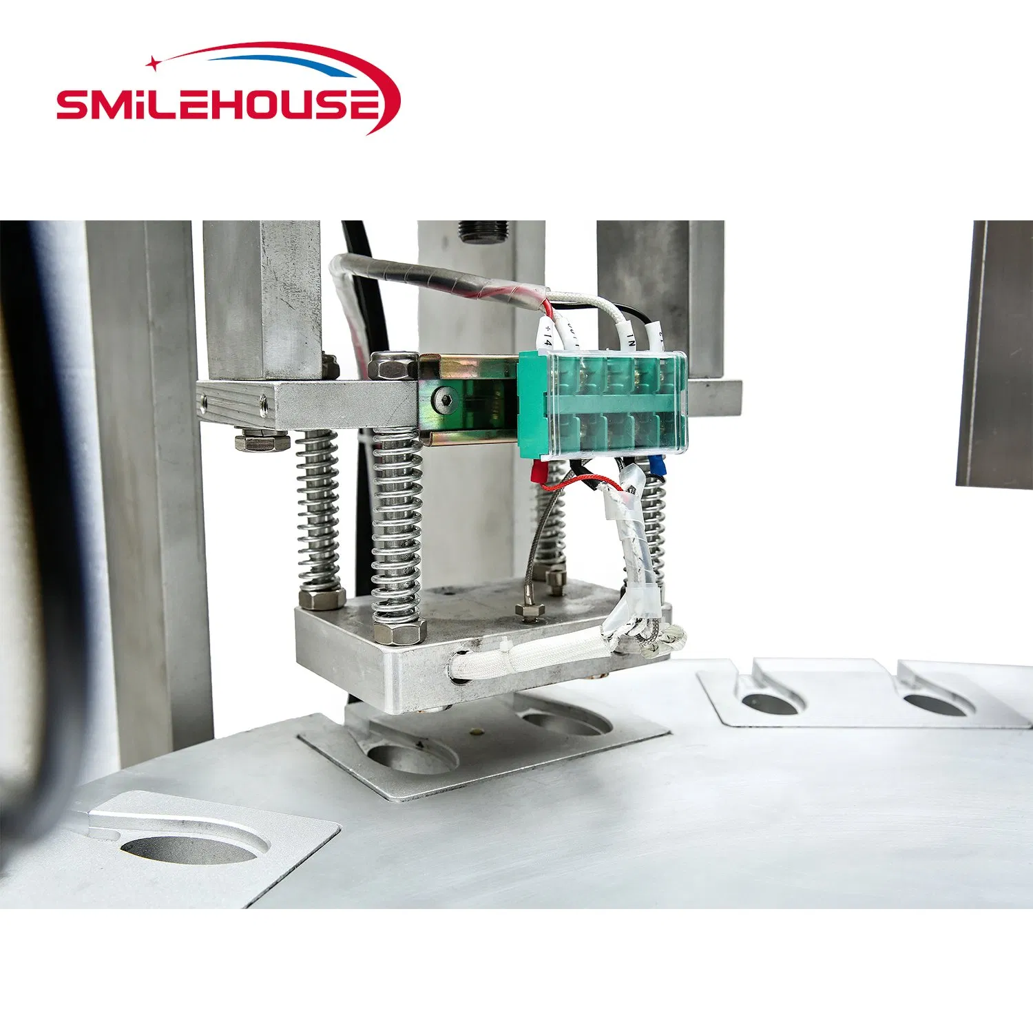 Custom Factory Price Automatic Ice Cream Cup Filling Machine and Yogurt Water Cup Filling and Sealing Capping Machine